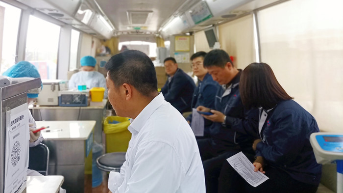 沈陽航空產(chǎn)業(yè)集團組織員工開展“獻熱血、踐初心”無償獻血活動